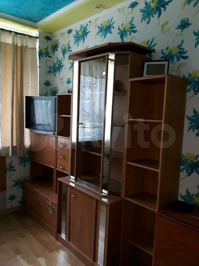 Комната 11 м² в 1-к., 1/2 эт.