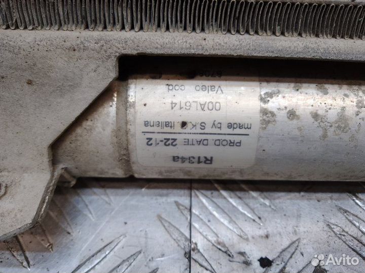 Радиатор кондиционера Mercedes-Benz C-Class C280