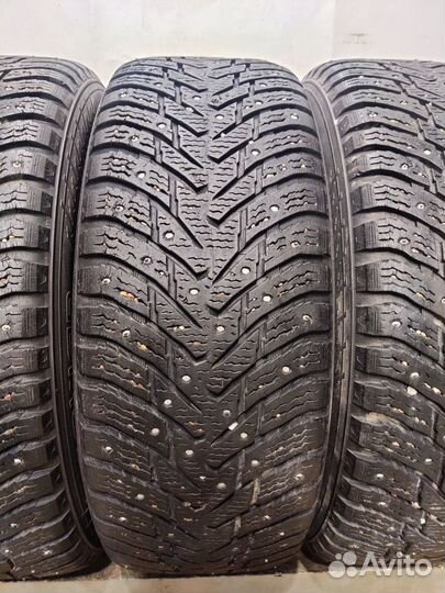 Nokian Tyres Hakkapeliitta 8 SUV 225/60 R17 103T