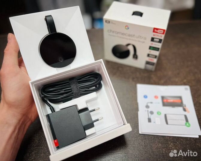 Тв-приставка Google Chromecast Ultra, черный