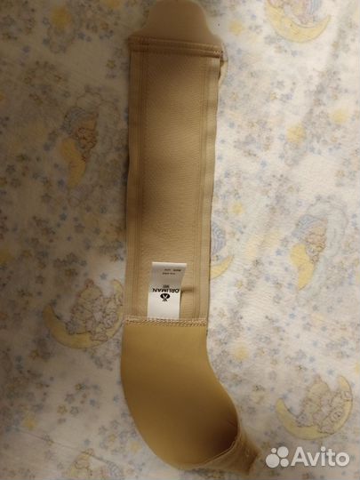 Ортез на большой палец правой руки