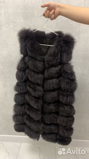 Меховая жилетка