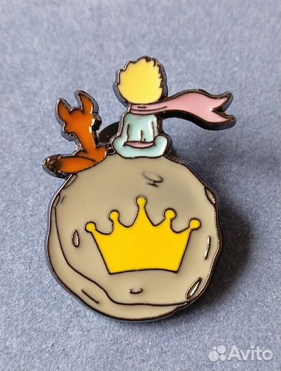 Маленький принц и лис. Планета утро.Значок пин