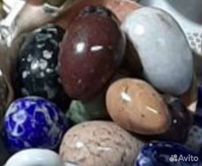 Камни в виде яиц,коллекция
