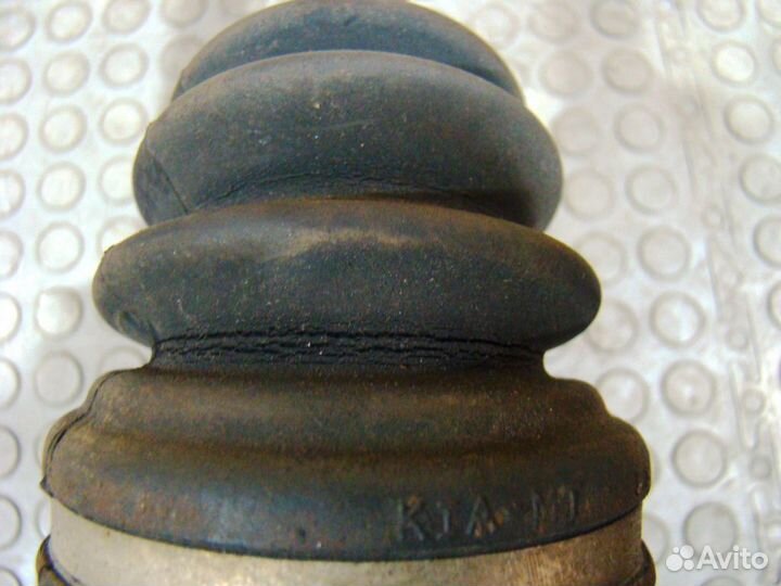 KIA Sportage 3 Полуось задняя правая