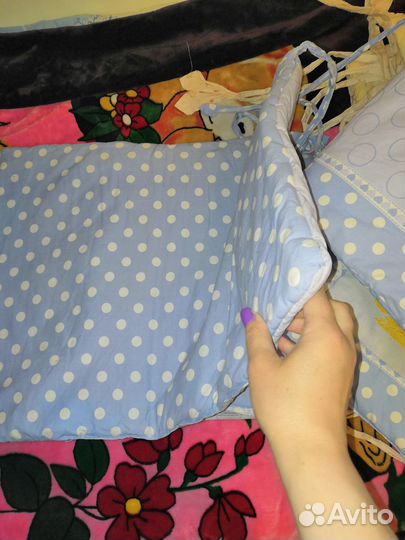 Бортики на детскую кроватку