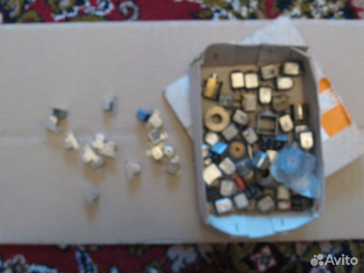 Запчасти на катушечный магнитофон и кассеты