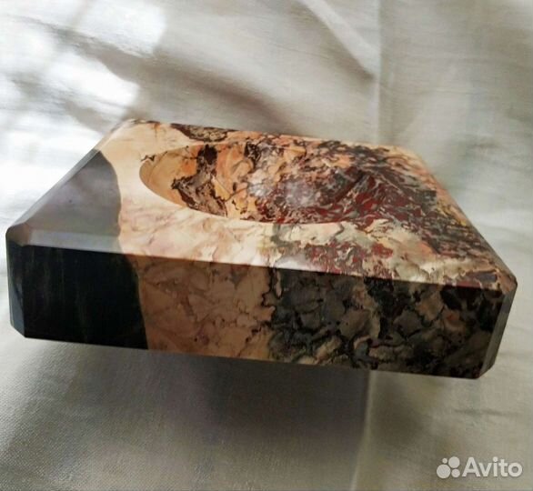 Пепельница яшма, ручная работа