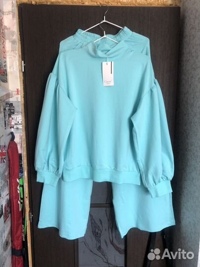 Спортивный костюм новый