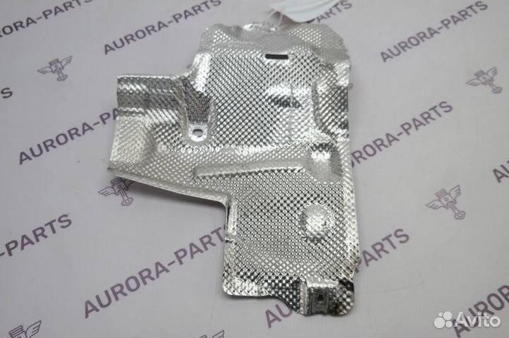 Экран теплозащитный Mercedes E W213 2016