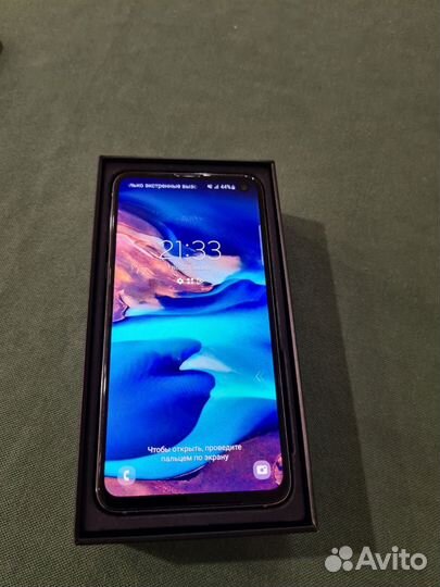 Samsung Galaxy S10e, 6/128 ГБ