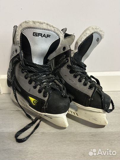 Продам хоккейные коньки Bauer