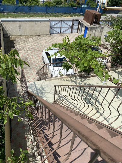 Комната 25 м², 1/3 эт.