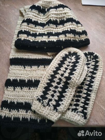 Комплект шапка+шарф+варежки