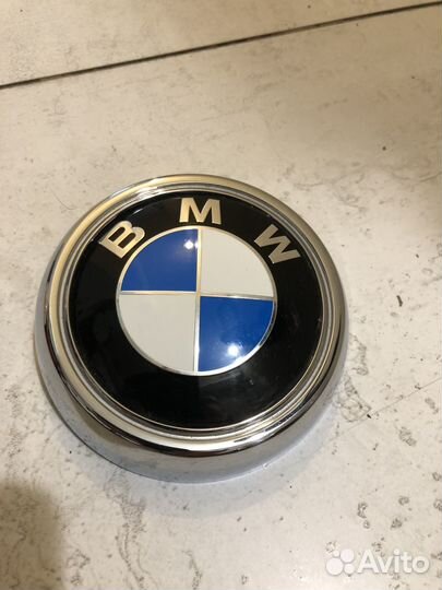Эмблема bmw