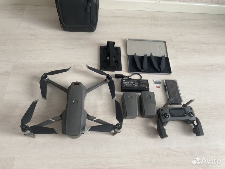 DJI mavic 2 PRO FLY more combo