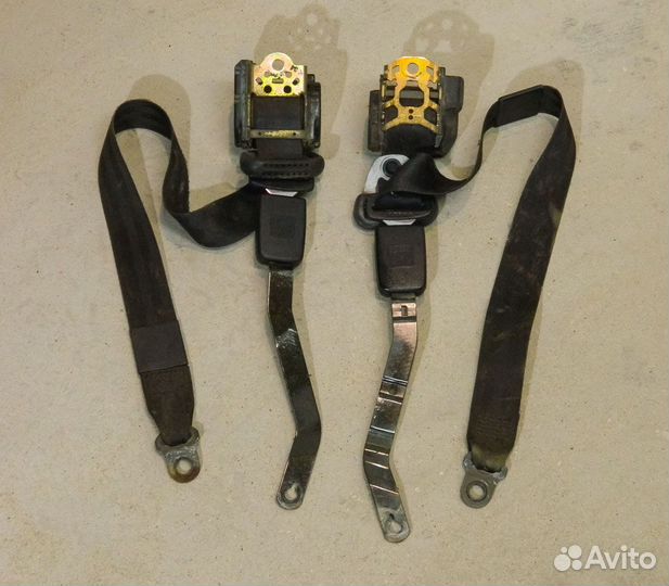 Ремень безопасности передний VW Passat B3