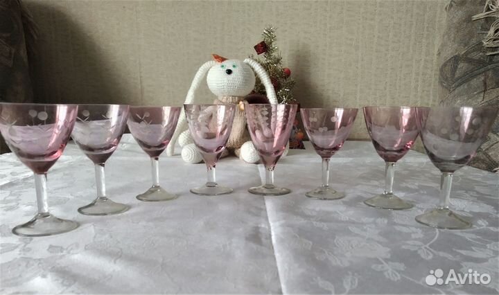 Рюмки (марганцевое стекло)