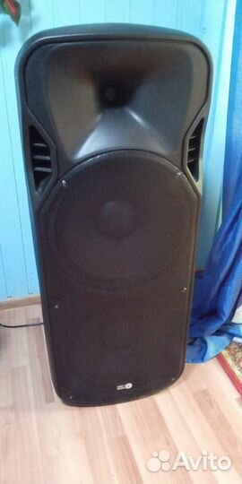 Продам акустическую колонку