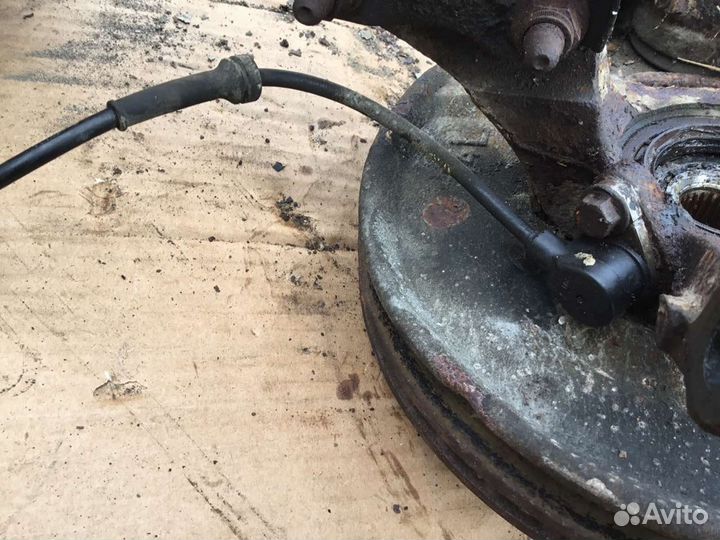 Подвеска Митсубиси Каризма