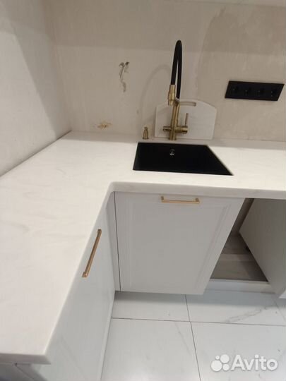 Столешницы лестницы из искусственного камня