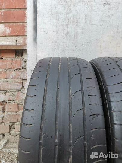 Continental ContiPremiumContact 2 215/60 R16