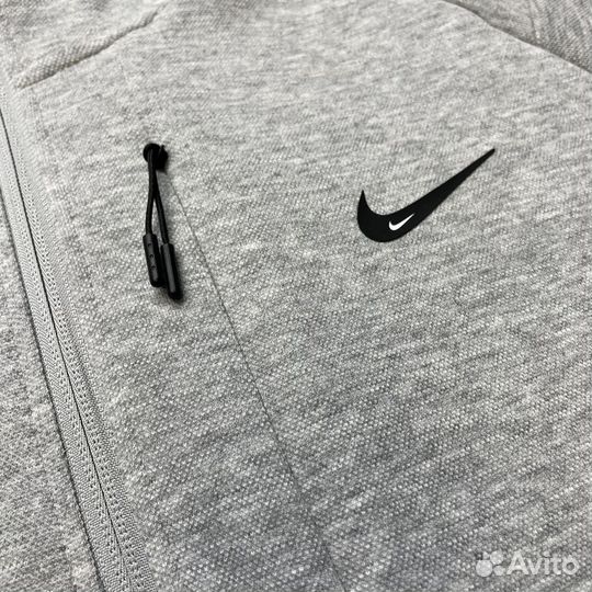 Спортивный костюм Nike