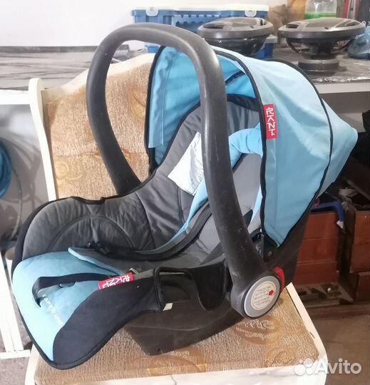 Детское автокресло