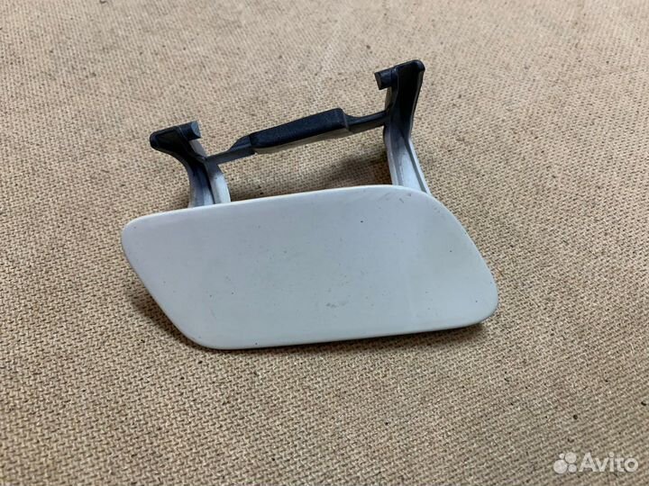 Крышка форсунки омывателя фары правая GLA X156