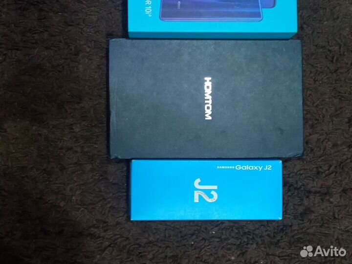 Коробки от телефонов