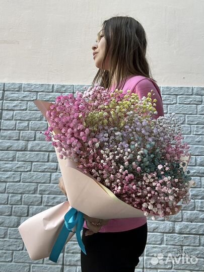 Букет из радужной гипсофилы 7 веток