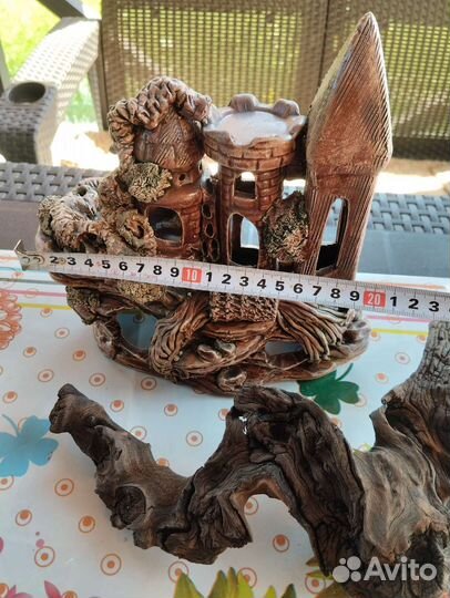 Замок для аквариума