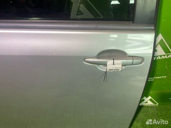 Дверь задняя правая Toyota Voxy ZRR70 3zrfe