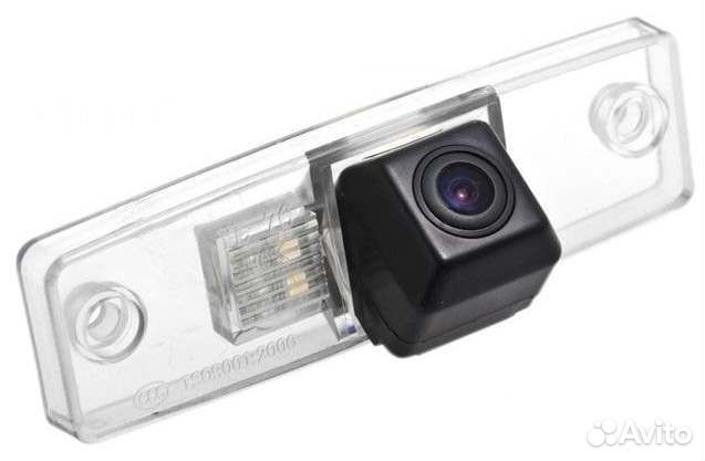 Камера з/в в штатное место для Toyota Highlander