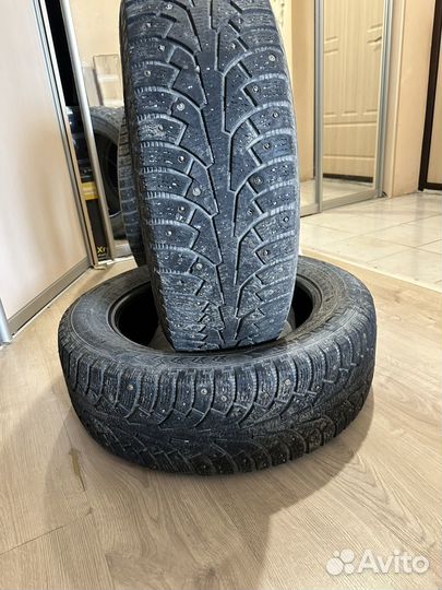 Nokian Tyres Hakkapeliitta SUV 5 225/60 R36