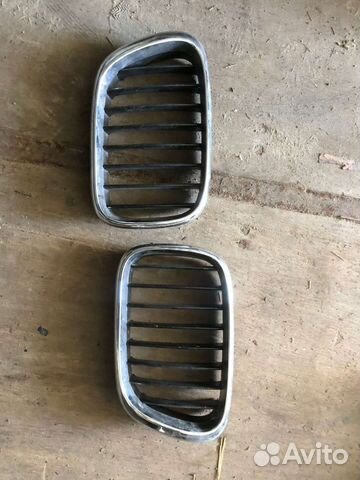 Решетка радиатора бмв Е 46 рестайл