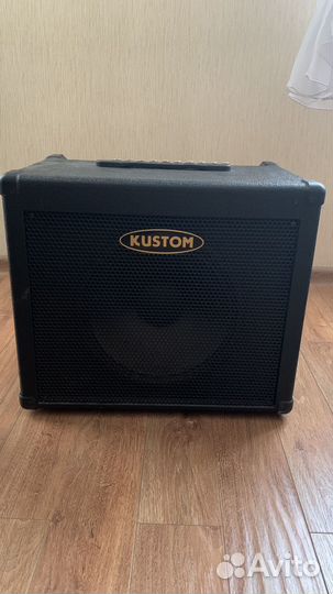 Басовый комбоусилитель kustom модель kba65