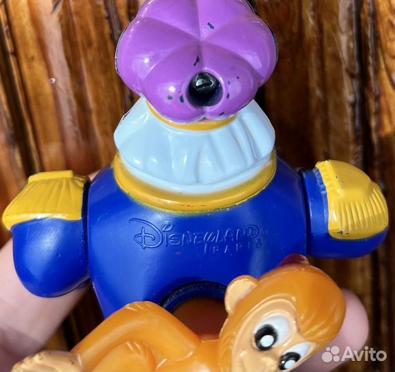 Фигурка из Макдональдса Джин 2001 года