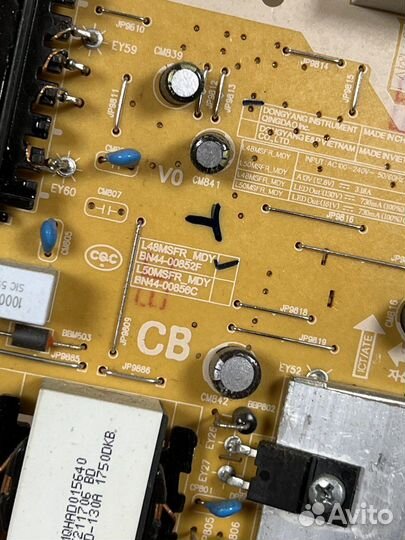 Телевизор Samsung UE40M5000AU в разбор