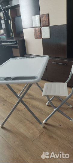 Детский стол и стул