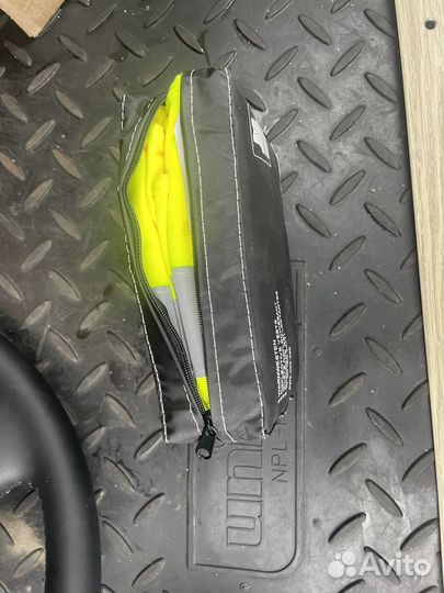 Оригинальный жилет audi