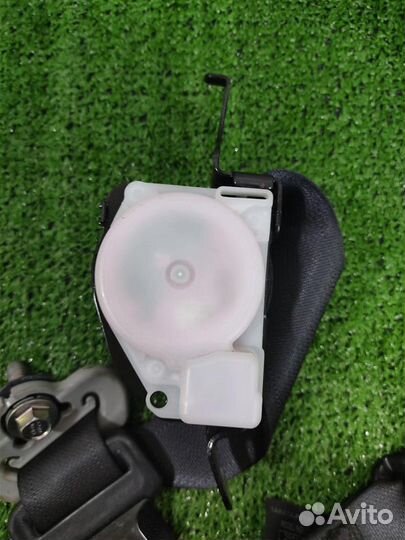 Ремень безопасности задний правый Honda Civic 5D