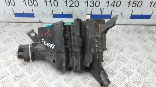 Блок предохранителей lexus RX 3 (1NN34M101)