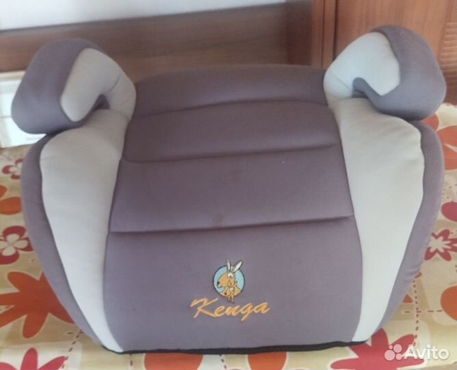 Детский автомобильный бустер