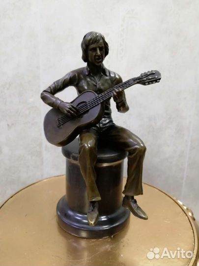 Статуэтка Владимир Высоцкий. бронза. винтаж