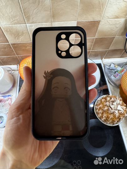 Чехол на iPhone 13 pro аниме