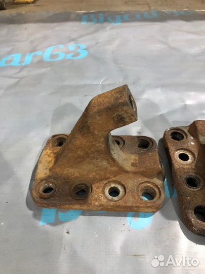 Кронштейн реактивной тяги Камаз 5490