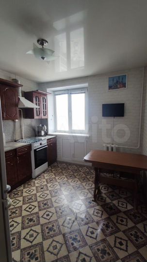 4-к. квартира, 107 м², 10/11 эт.