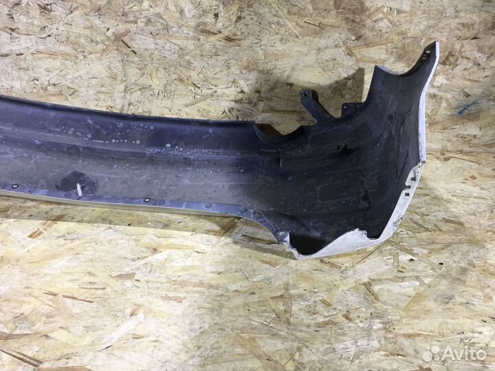 Бампер задний Daihatsu YRV M211G Белыйцарапины