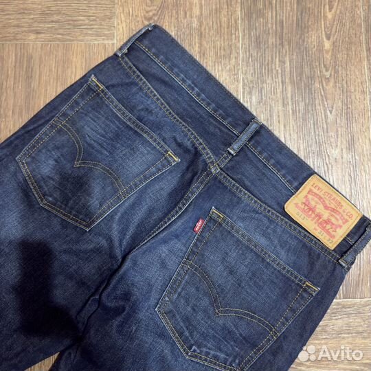 Джинсы Levi's 513 31/32 S-M